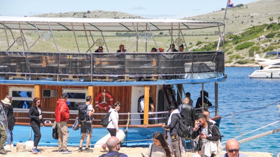 Super Boat excursion to Telašćica Nature Park (salt lake) and Levrnaka island (NP Kornati) - departure from Zadar